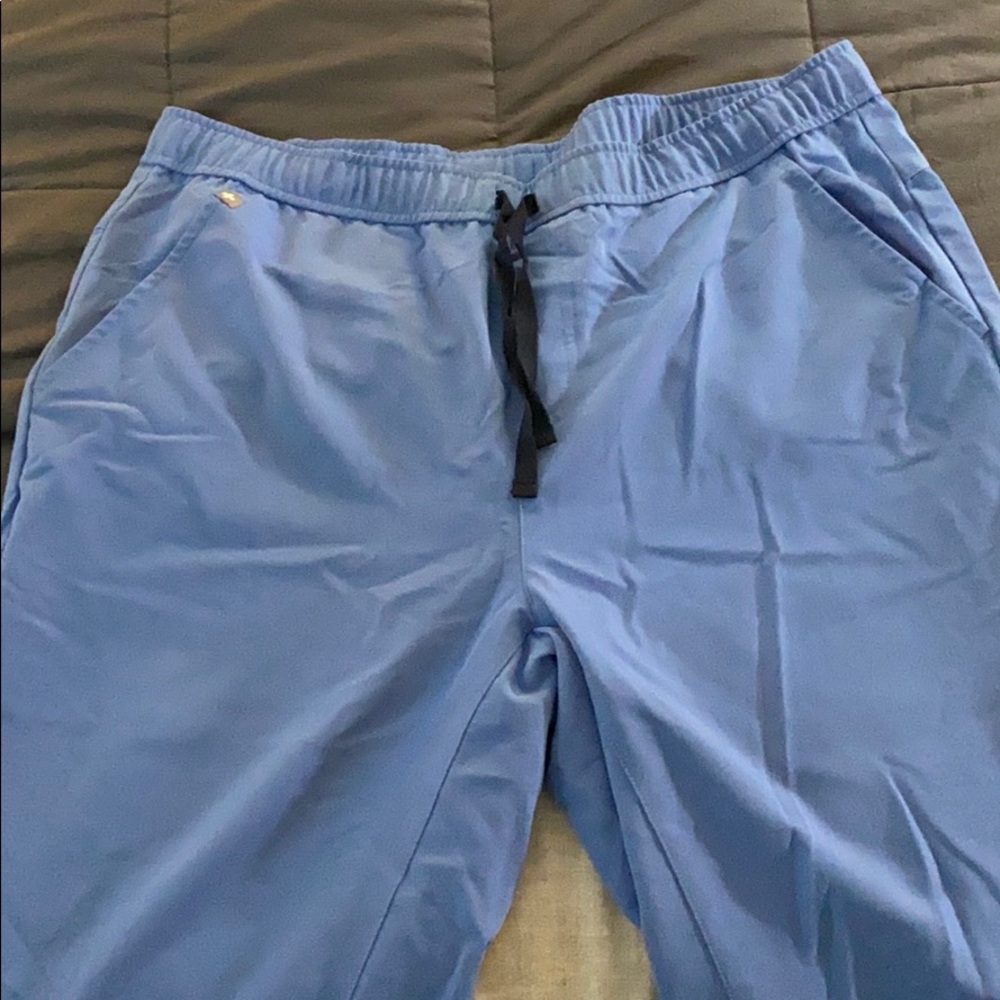 Figs Men’s Jogger Scrub pants size L